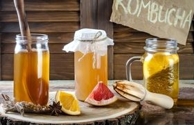 یک نوشیدنی عجیب با فواید احتمالی! آیا کامبوچا واقعا نوشیدنی سالمی است؟