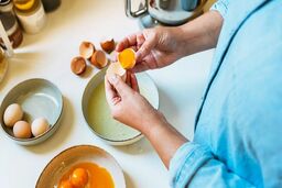 چند تخم مرغ در روز بخوریم؟