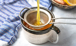 ۷ دمنوش برای سردرد و حالت تهوع