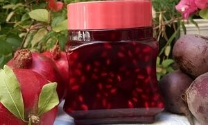 ترشی انار چطور درست می‌شود؟؛ چه ادویه هایی برای ترشی انار مناسب است؟