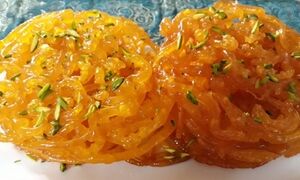 زولبیای قنادی ها را در خانه درست کنید
