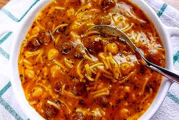 سوپ چوربا؛ پیش غذای ساده، لذیذ و مقوی ترکیه ای