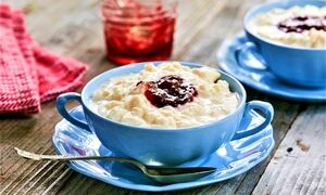 طرز تهیه پودینگ برنج فرانسوی با عطر عصاره وانیل