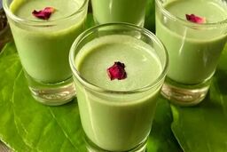 فراپه طالبی با بیسکوییت؛ نوشیدنی خاص، خوشمزه و مقوی روزهای داغ تابستان