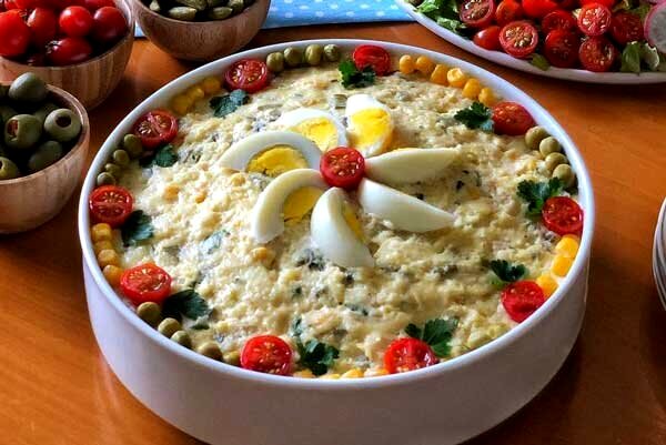 ترفندهای خوشمزه‌تر شدن سالاد الویه ؛ از گرفتن بوی زهم مرغ تا چسبناک نشدن