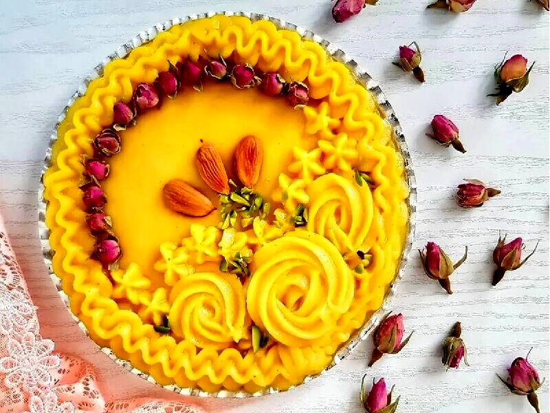 طرز تهیه حلوا شیر و عسل مجلسی در ۵ مرحله ساده