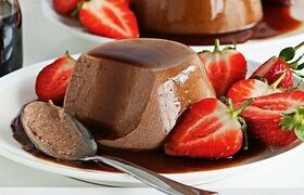 طرز تهیه دسر شکلاتی با سه قلم مواد