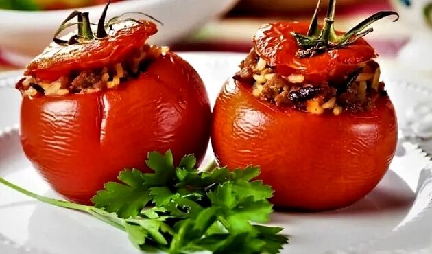 دلمه گوجه فرنگی؛ پیش غذایی خوشمزه و مجلسی