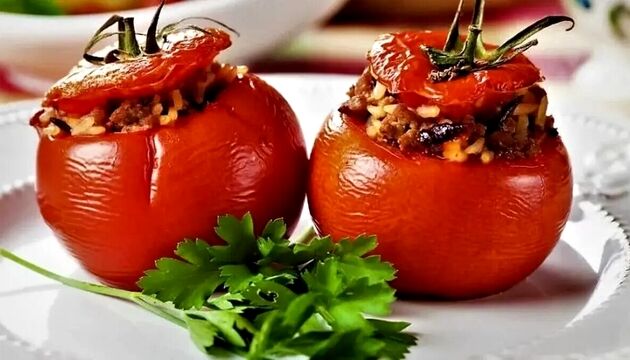 دلمه گوجه فرنگی؛ پیش غذایی خوشمزه و مجلسی
