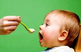بهترین غذاها برای وزن‌گیری نوزاد 