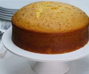  طرز تهیه کیک وانیلی ساده خانگی + نکات پف کردن آن