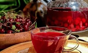 طرز تهیه چای آلبالو؛ ترکیبی ترش و دلچسب