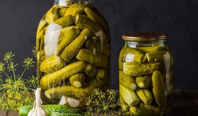 با خنک شدن هوا وقت درست کردن خیارشور خانگی آنهم بدون کپک است