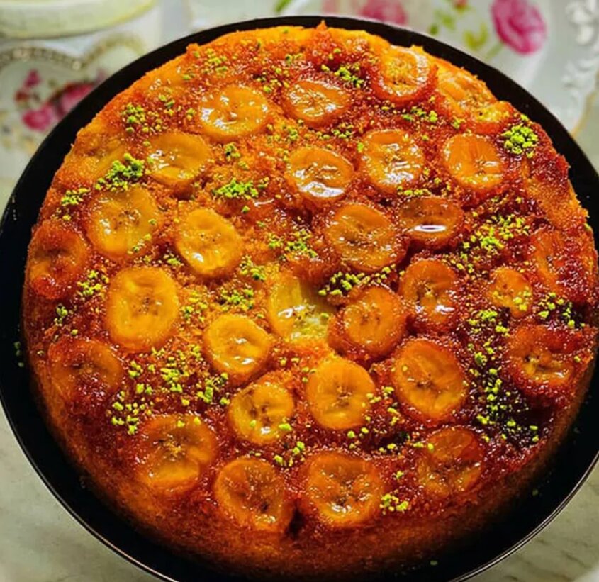 این کیک موزی خوشمزه را بدون فر درست کنید