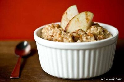 طرز تهیه دسر سیب و جو پرک رژیمی