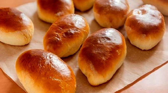 طرز پخت نان شیرهی انگور