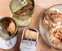 طرز تهیه تن ماهی در شیشه با طعمی که تا بحال نخوردی