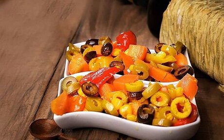 ترشی یا شوری، کدام برای بدن مفیدتر است؟