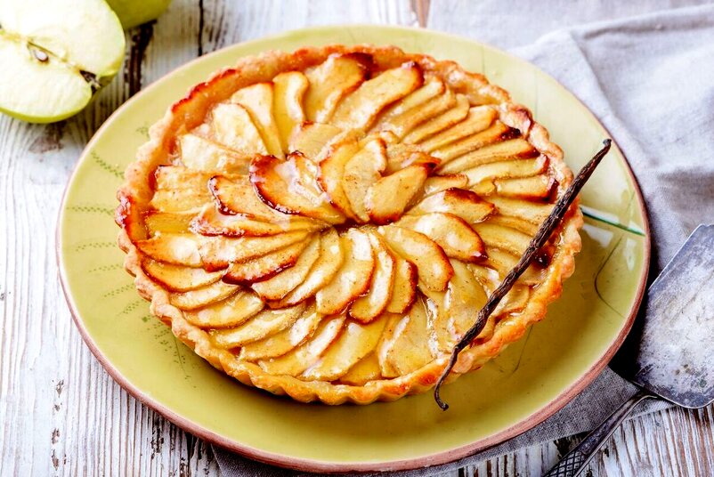 طرز تهیه کیک سیب فرانسوی خوشمزه