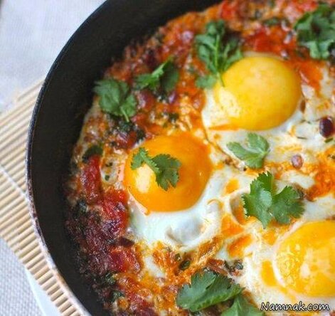 طرز تهیه املت قارچ و گوجه فرنگی آلمانی
