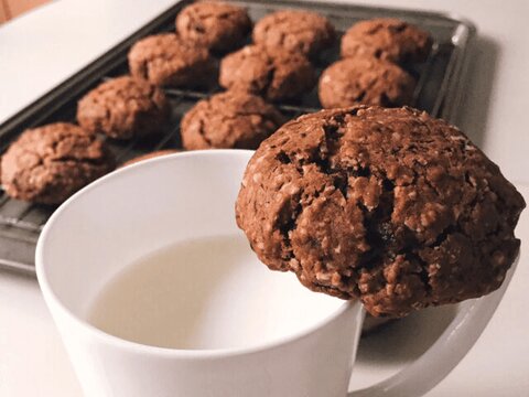 طرز تهیه کوکی قهوه و شکلات؛ دستور آسان کافی شاپی