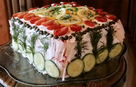 طرز تهیه کیک پنیر و ژامبون بی نظیر
