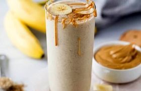 روش تهیه اسموتی موز و بادام، مناسب افطار