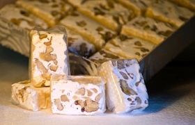 طرز تهیه نوقای مخصوص به روش اصیل تبریزی