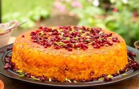 ته‌چین زرشک پلو با مرغ مجلسی؛ یک طعم بی‌نظیر