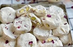 طرز تهیه گز آردی اصفهان به روش بازاری