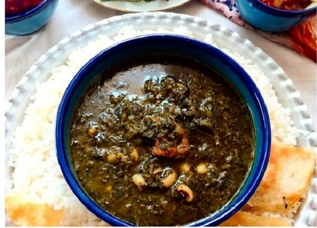 دستور پخت خورش خرفه با گوشت با چشم بلبلی