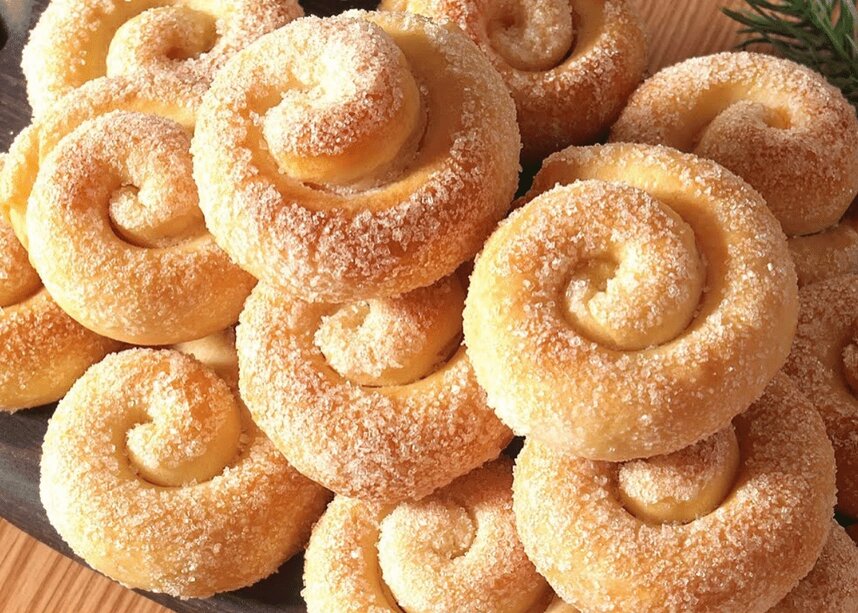 (ویدیو) طرز تهیه یک عصرانه خوشمزه فقط با آرد و تخم مرغ