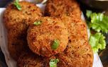 دستور پخت کوکو سوسیس؛ فوری و خوشمزه