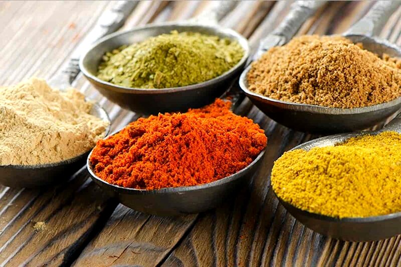 ادویه‌ای که کباب تابه‌ای مرغ رو خوشمزه‌تر می‌کنه
