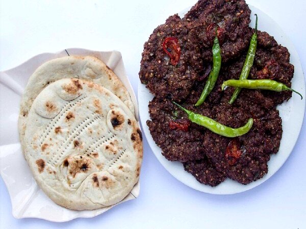 چپلی کباب؛ کباب تابه به سبک افغانستانی و پاکستانی