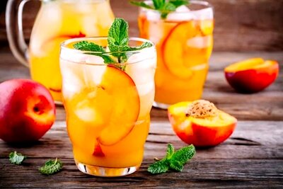 طرز تهیه شربت شلیل با ماندگاری بالا برای زمستان