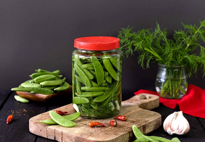 طرز تهیه ترشی نخود فرنگی+ نکات کپک نزدن