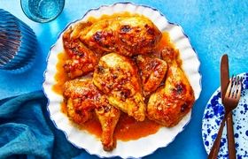 طرز تهیه مرغ با سس زردآلو؛ غذایی متفاوت با میوه تابستانی