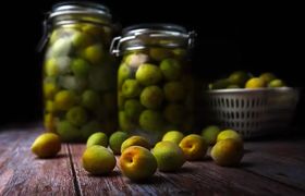 طرز تهیه غذا و دسرهای خوشمزه با گوجه سبز