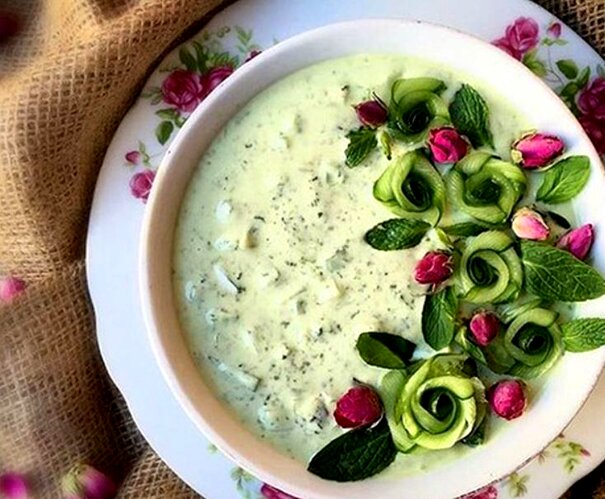 (ویدیو) طرز تهیه ماست و خیار به سبک جدید
