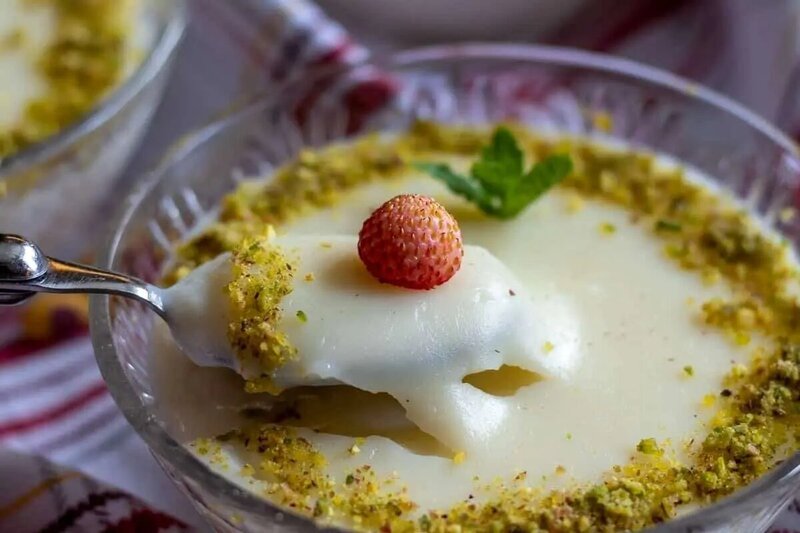 روش تهیه مهلبیه یا پودینگ عربی