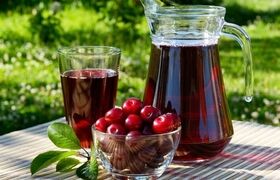 طرز تهیه شربت آلبالو بدون شکر با ۳ روش