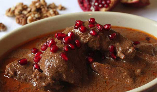فسنجان اردک؛ غذایی که شما را یکراست به کودکی و عروسی های روستایی گیلان می برد