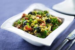 طرز تهیه سالاد سیسیلی اصل با سس مخصوص و سبزیجات تازه