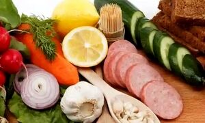 غذاها چطور شما را خوش‌بوتر و جذاب‌تر می‌کنند؟