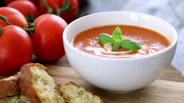 طرز تهیه سوپ فلفل دلمه ای رژیمی