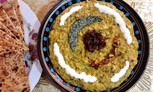 طرز تهیه حلیم بادمجان | ترفندی برای کشدار شدن این غذای خوشمزه