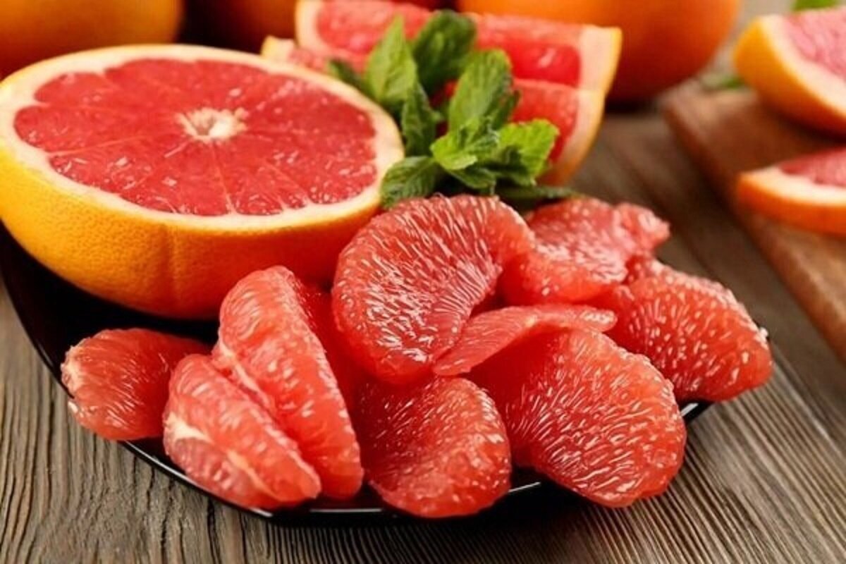 چه میوه‌هایی برای کاهش وزن مناسب‌اند؟