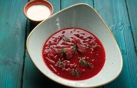 طرز تهیه سوپ لبو؛ فوت و فن خوشمزه و خوشرنگ شدن سوپ لبو