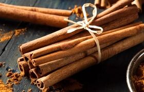 ۱۴ فایده چای دارچین؛ روش تهیه و نکات مهم و احتیاط‌ها